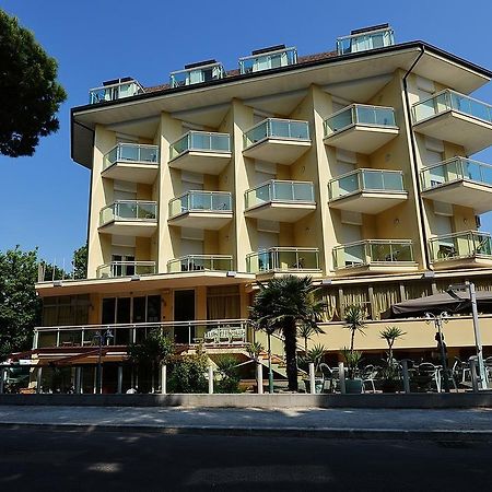 Hotel Bamar Pinarella Zewnętrze zdjęcie