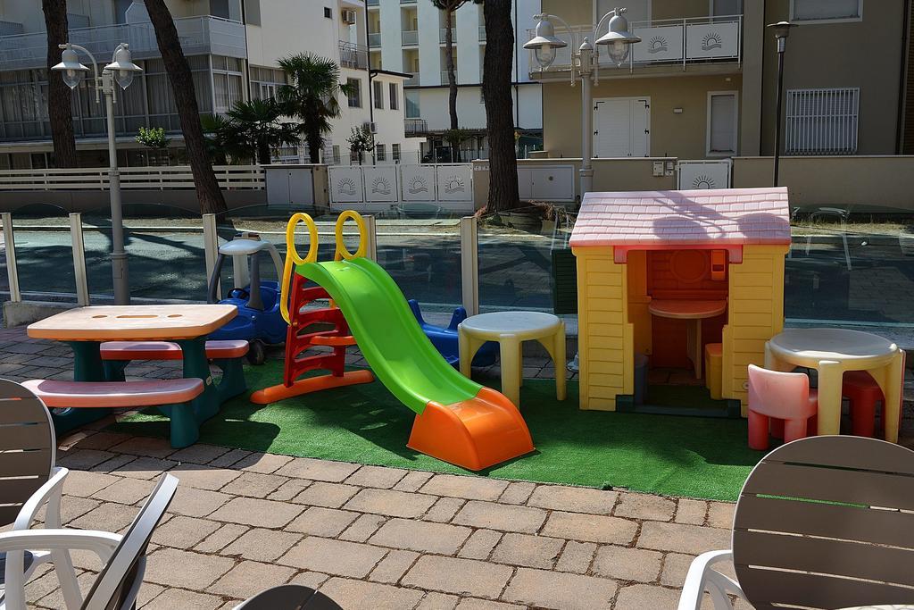 Hotel Bamar Pinarella Zewnętrze zdjęcie