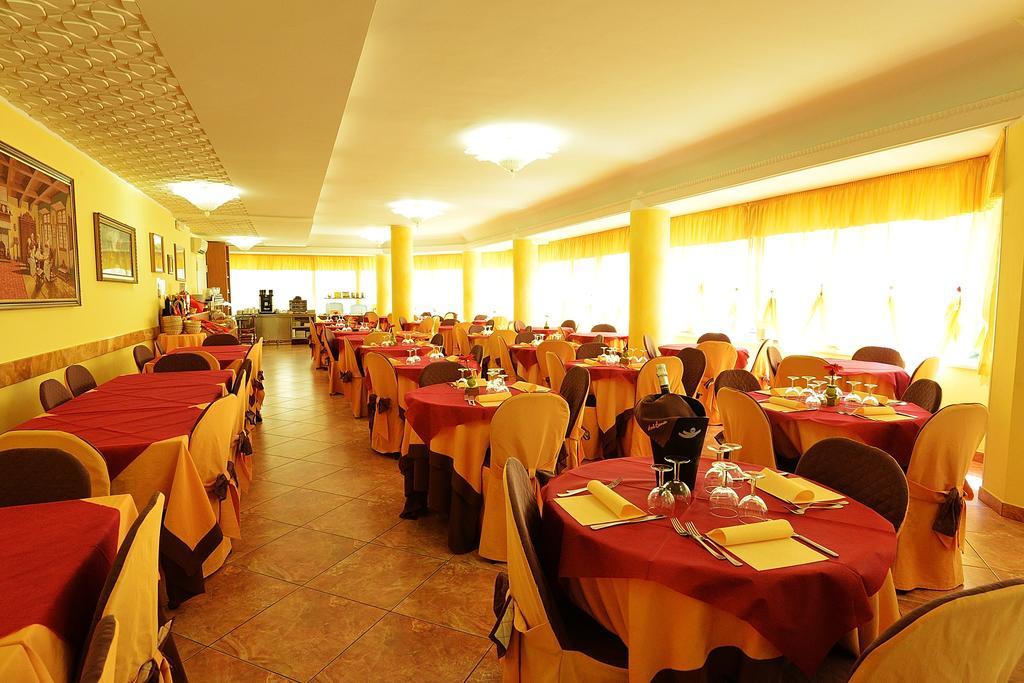 Hotel Bamar Pinarella Zewnętrze zdjęcie